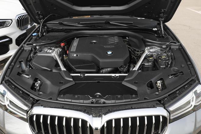 进口宝马5系和国产5系区别(进口宝马5系和国产5系区别在哪)