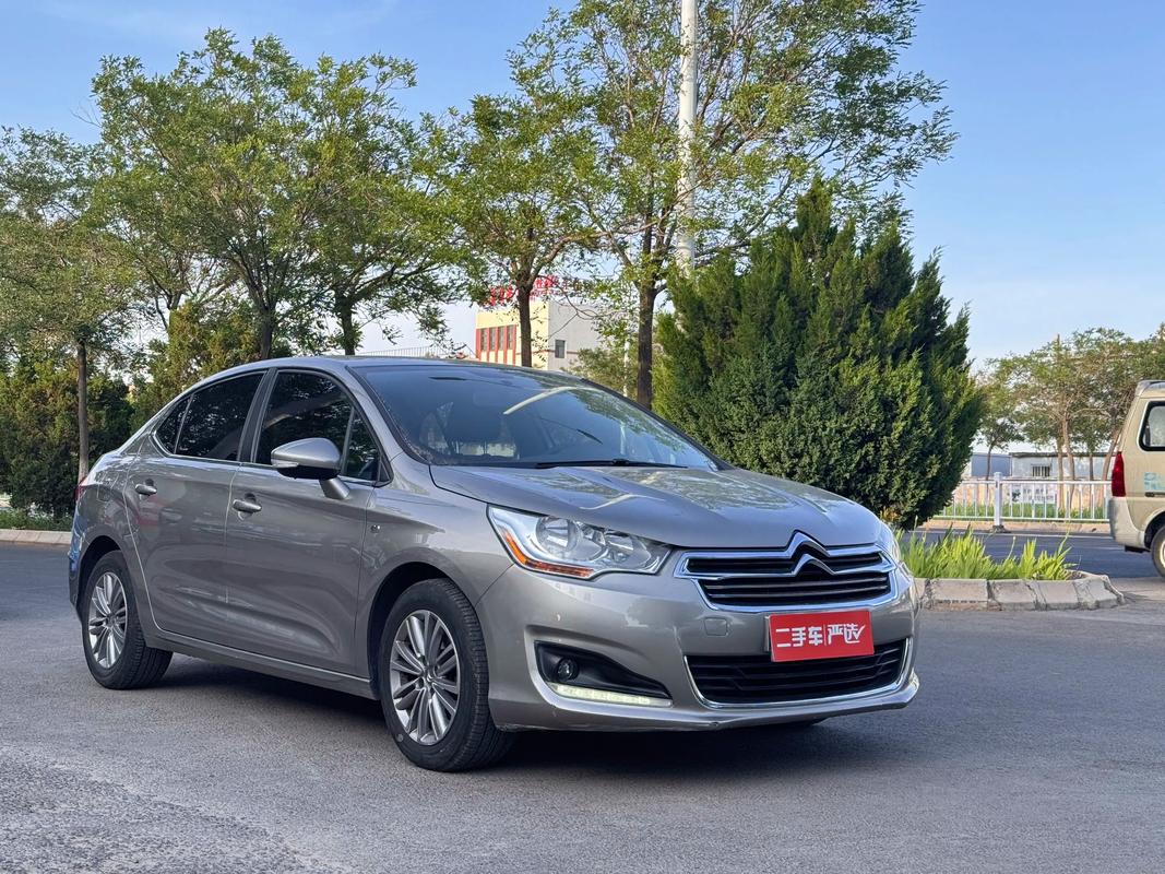 【15年雪铁龙c4l二手多少钱,2015款雪铁龙c4l手动二手车】