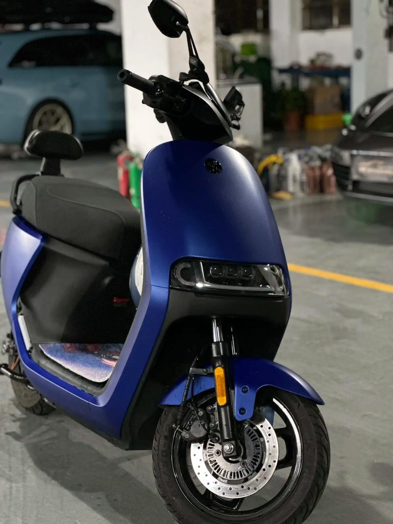 电动车贴膜一般多少钱／贴膜三天就后悔了