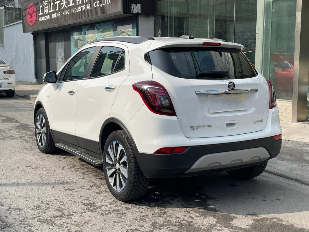 别克昂科拉2018款报价及图片,别克昂科拉2018款报价及图片大全