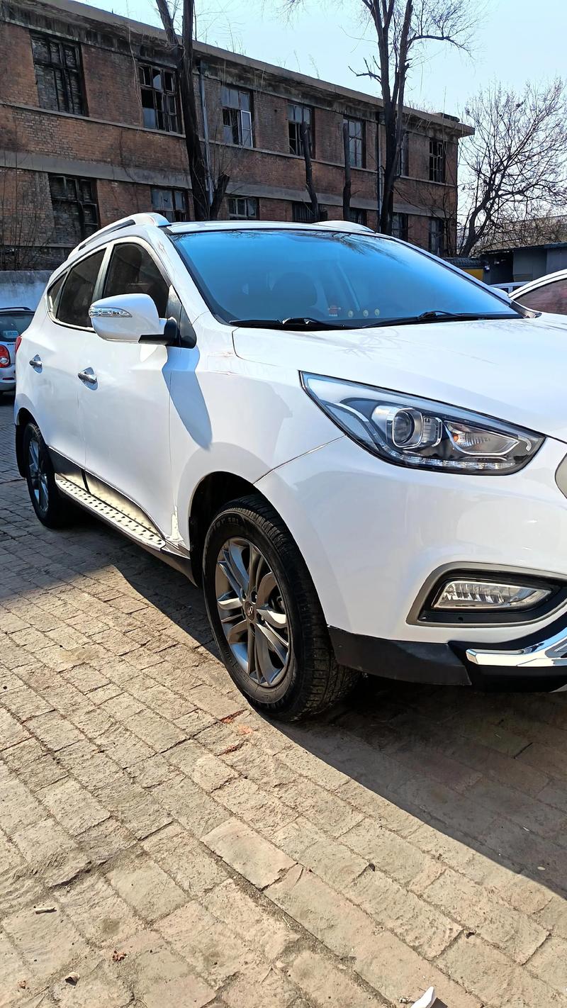 14年北京现代ix35值多少钱/14年现代ix35图片大全