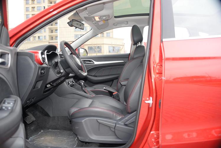 名爵zs自动挡落地价格(名爵zs15t自动挡豪华)