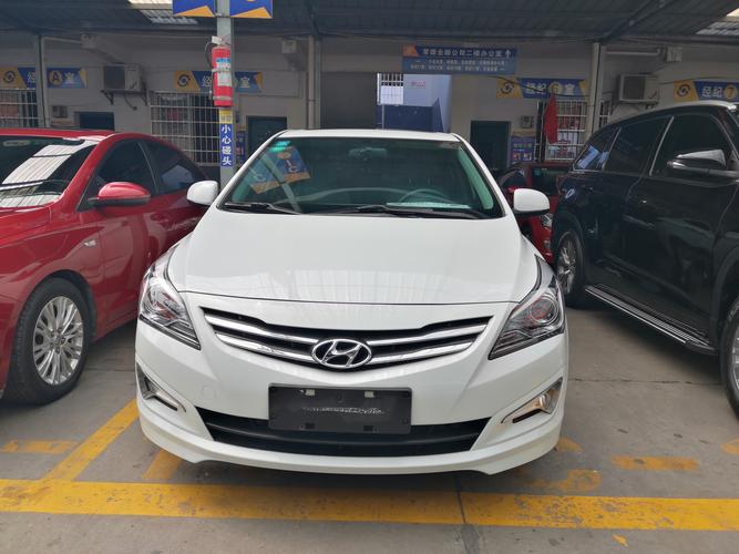 现代瑞纳14款车型(现代瑞纳2014款三厢14l)