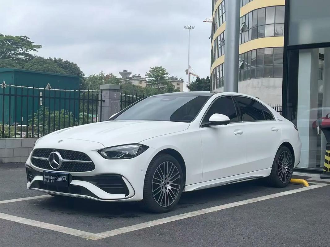 奔驰c级c260l,奔驰C级C260L4MATiC运动版2025款