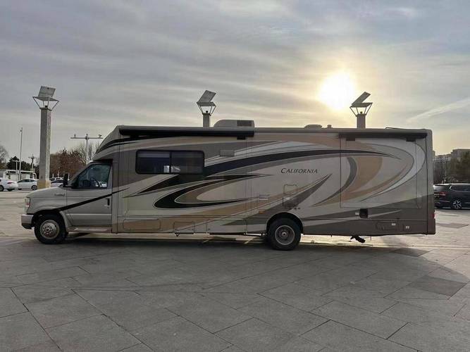 福特房车e450多少钱,福特房车e450b1本能开吗