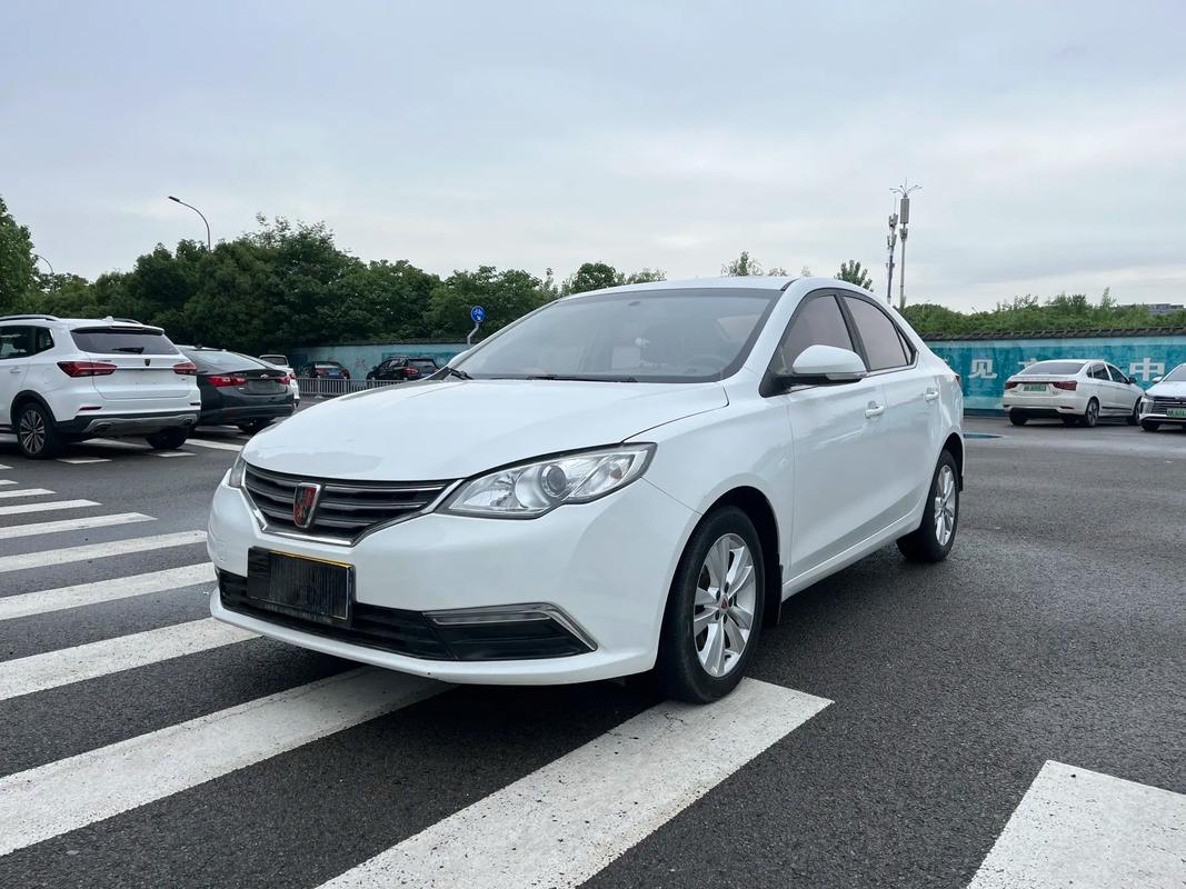 荣威360怎么样 荣威怎么样值得买吗