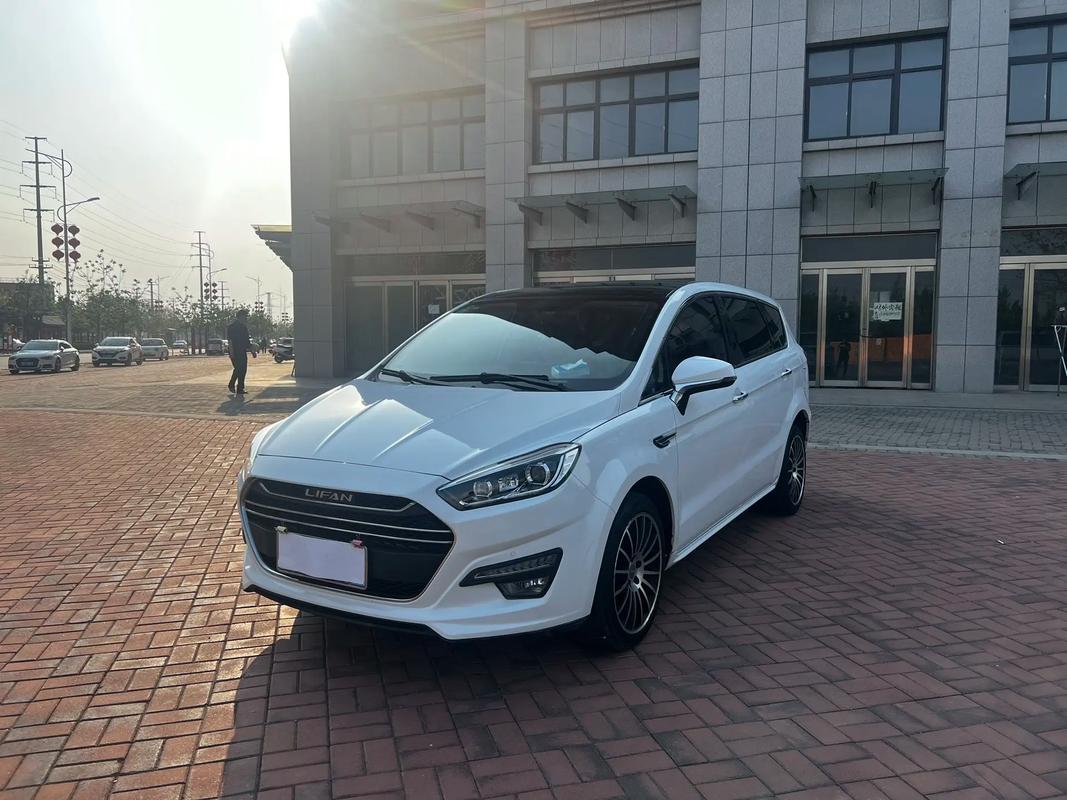 力帆轩朗图片(力帆轩朗2020新款)