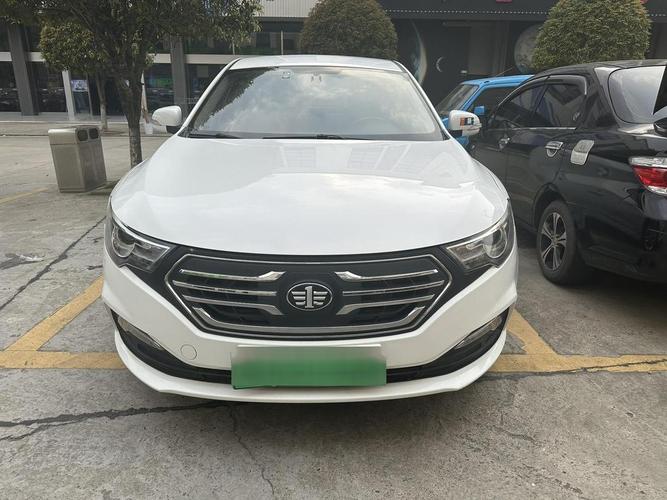 一汽奔腾b30ev400新能源／一汽奔腾b30新能源汽车