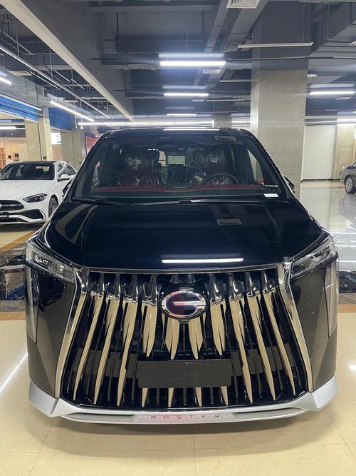 商务车插电混合车七座 七座商务车混动车型