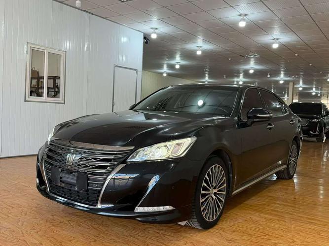 丰田皇冠轿车新款2022款价格,丰田皇冠2021款最新价格