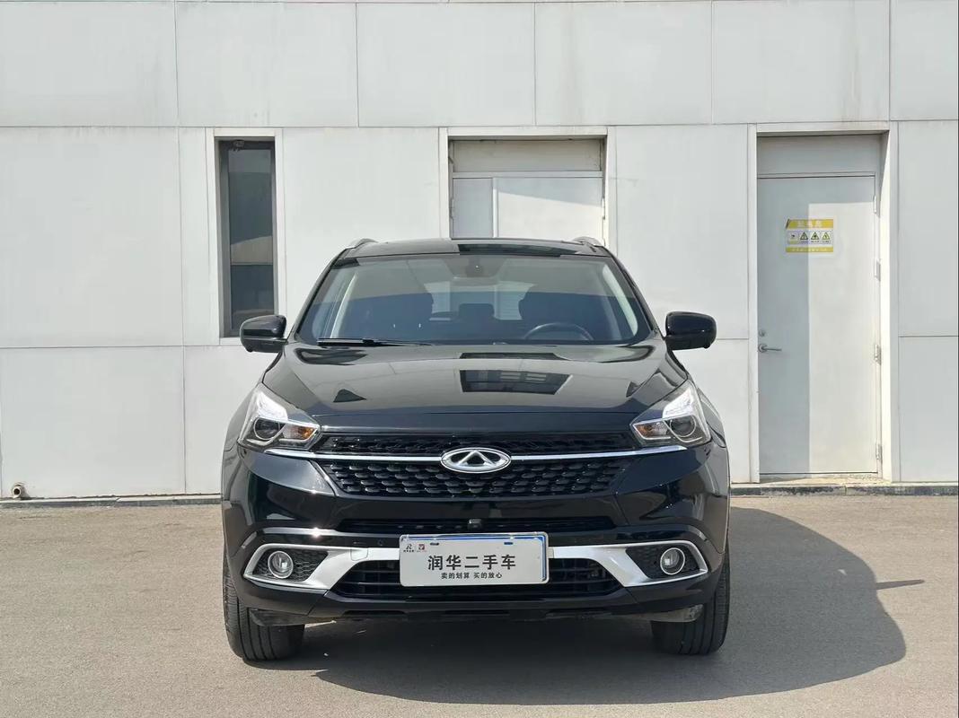 奇瑞瑞虎7手动挡报价及图片参数 奇瑞瑞虎7手动精英版图片