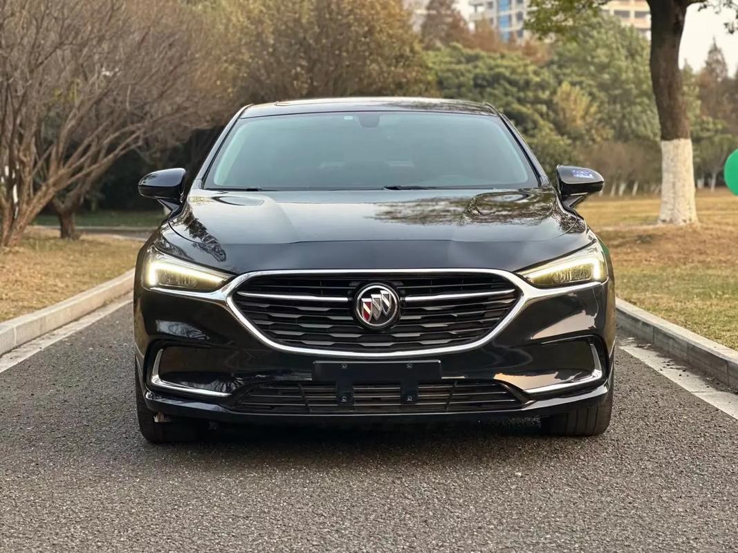 二手别克君越多少钱(二手别克君越2020款报价)