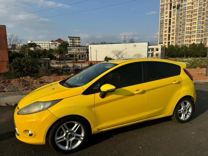 【福特嘉年华三厢老款,福特嘉年华三厢老款配置】