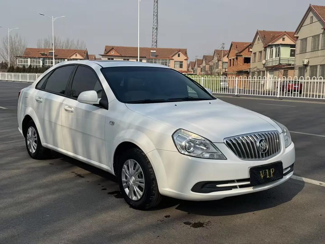 别克凯越2015款手动挡／别克凯越15年手动挡