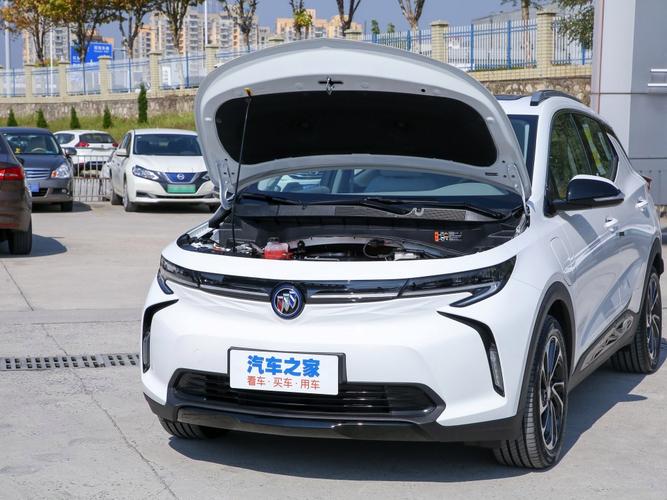 微蓝7(微蓝7座电动汽车)